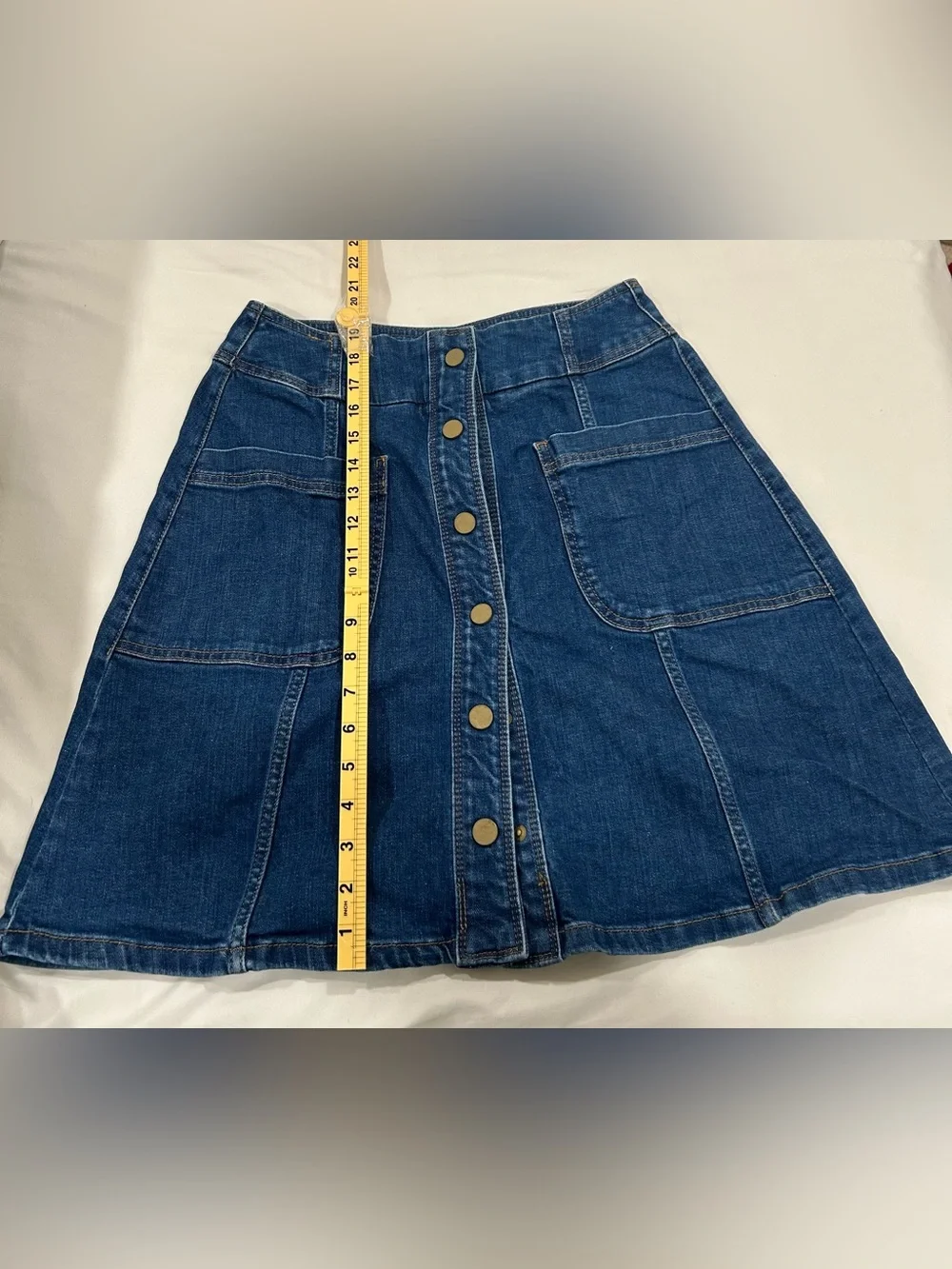 Boden Denim A-Line Skirt Women’s Size US 8 Blue Button Front Pockets - Picture 2 of 4